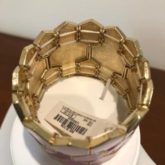 Charming Charlie Chunky Pink Gold Tone Geometric Design Bracelet NWT. - Picture 2 of 12
